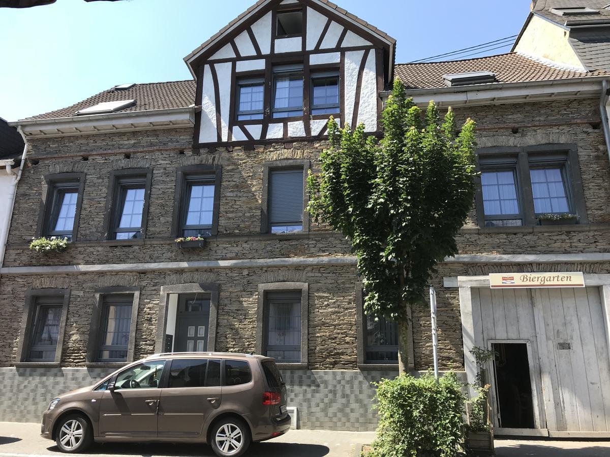 Ferienwohnung Haus Burgenheimat Rhens Exterior foto